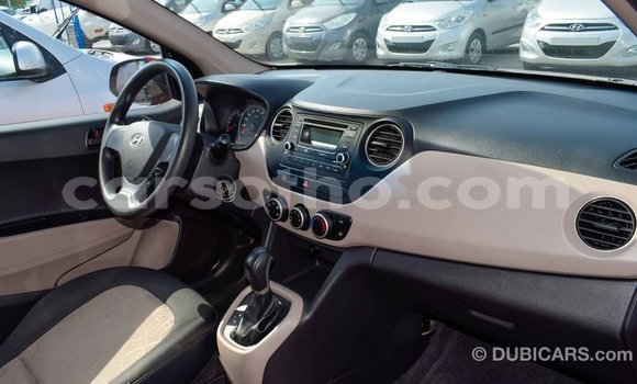 Sayi Imported Hyundai i10 Red Mota in Import - Dubai a Maseru Sayi Imported Hyundai i10 Red Mota in Import - Dubai a Maseru