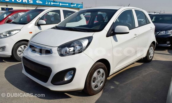 Acheter Import Voiture Kia Picanto Blanc à Import - Dubai, Maseru Acheter Import Voiture Kia Picanto Blanc à Import - Dubai, Maseru