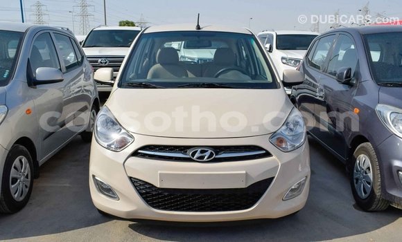 Sayi Imported Hyundai i10 Beige Mota in Import - Dubai a Maseru Sayi Imported Hyundai i10 Beige Mota in Import - Dubai a Maseru