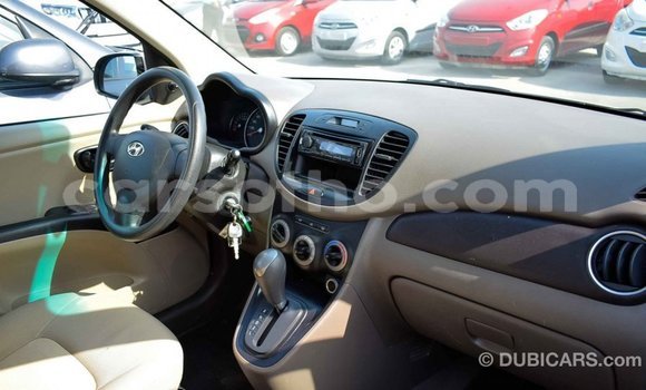 Sayi Imported Hyundai i10 Beige Mota in Import - Dubai a Maseru Sayi Imported Hyundai i10 Beige Mota in Import - Dubai a Maseru