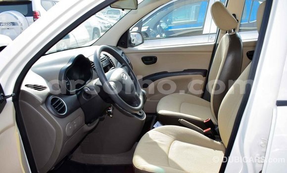 Sayi Imported Hyundai i10 White Mota in Import - Dubai a Maseru Sayi Imported Hyundai i10 White Mota in Import - Dubai a Maseru