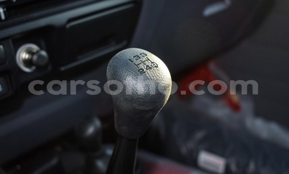 Acheter Neuf Voiture Toyota Land Cruiser Blanc à Butha Buthe, Butha-Buthe Acheter Neuf Voiture Toyota Land Cruiser Blanc à Butha Buthe, Butha-Buthe