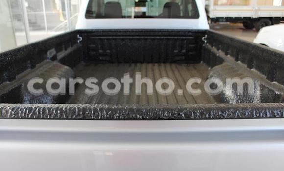 Sayi Na hannu Isuzu KB White Mota in Thaba–Tseka a Mafeteng Sayi Na hannu Isuzu KB White Mota in Thaba–Tseka a Mafeteng