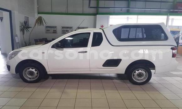 اشتري مستعمل Chevrolet Corsa White سيارة في Maseru في Maseru اشتري مستعمل Chevrolet Corsa White سيارة في Maseru في Maseru