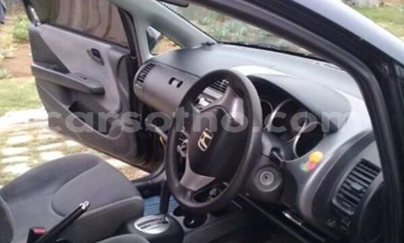 Sayi Na hannu Honda FIT Black Mota in Maseru a Maseru Sayi Na hannu Honda FIT Black Mota in Maseru a Maseru