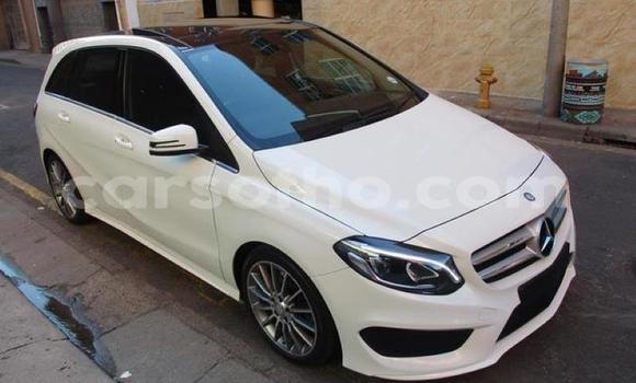 Sayi Na hannu Mercedes-Benz B-klasse White Mota in Mokhotlong a Berea Sayi Na hannu Mercedes-Benz B-klasse White Mota in Mokhotlong a Berea