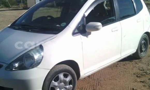 Buy Used Honda FIT White Car in Maseru in Maseru Buy Used Honda FIT White Car in Maseru in Maseru