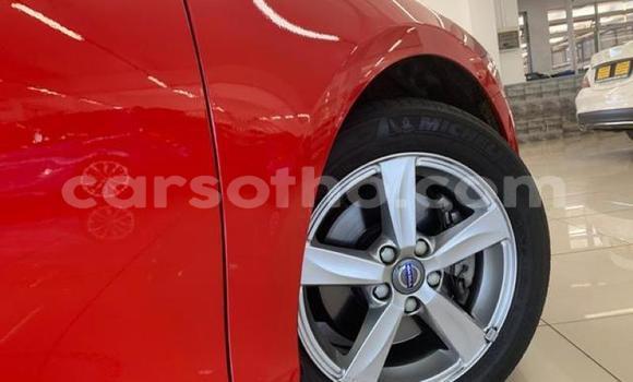 Acheter Occasion Voiture Volvo V40 Rouge à Hlotse, Leribe Acheter Occasion Voiture Volvo V40 Rouge à Hlotse, Leribe