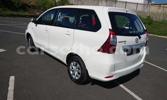 Buy Used Toyota Avanza White Car in Teyateyaneng in Berea Buy Used Toyota Avanza White Car in Teyateyaneng in Berea