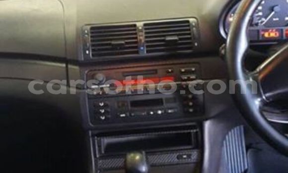 Acheter Occasion Voiture BMW 3–Series Blanc à Maseru, Maseru Acheter Occasion Voiture BMW 3–Series Blanc à Maseru, Maseru