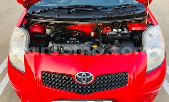 Acheter Occasion Voiture Toyota Yaris Rouge à Hlotse, Leribe Acheter Occasion Voiture Toyota Yaris Rouge à Hlotse, Leribe