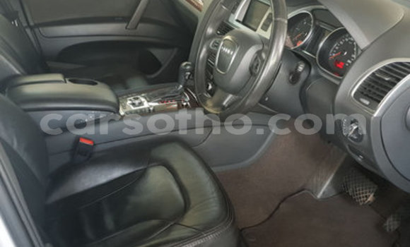 Sayi Na hannu Audi Q7 Silver Mota in Maseru a Maseru Sayi Na hannu Audi Q7 Silver Mota in Maseru a Maseru