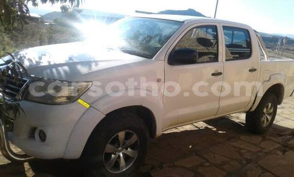 Acheter Occasion Voiture Toyota Hilux Blanc à Maseru, Maseru Acheter Occasion Voiture Toyota Hilux Blanc à Maseru, Maseru