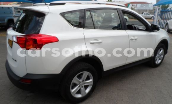 اشتري مستعمل Toyota RAV4 White سيارة في Thaba–Tseka في Mafeteng اشتري مستعمل Toyota RAV4 White سيارة في Thaba–Tseka في Mafeteng