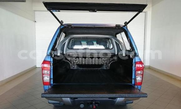 Acheter Occasion Voiture Isuzu KB Bleu à Thaba–Tseka, Mafeteng Acheter Occasion Voiture Isuzu KB Bleu à Thaba–Tseka, Mafeteng