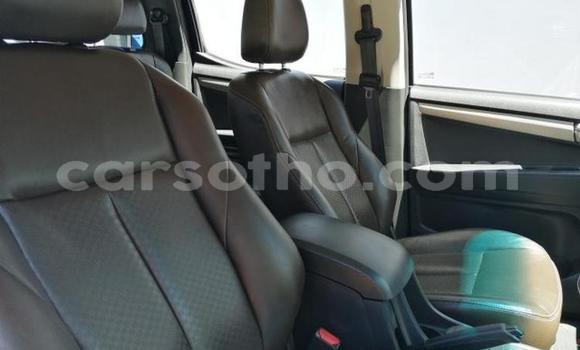 Acheter Occasion Voiture Isuzu KB Bleu à Thaba–Tseka, Mafeteng Acheter Occasion Voiture Isuzu KB Bleu à Thaba–Tseka, Mafeteng