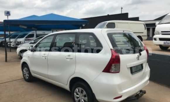 Buy Used Toyota Avanza White Car in Quthing in Butha-Buthe Buy Used Toyota Avanza White Car in Quthing in Butha-Buthe