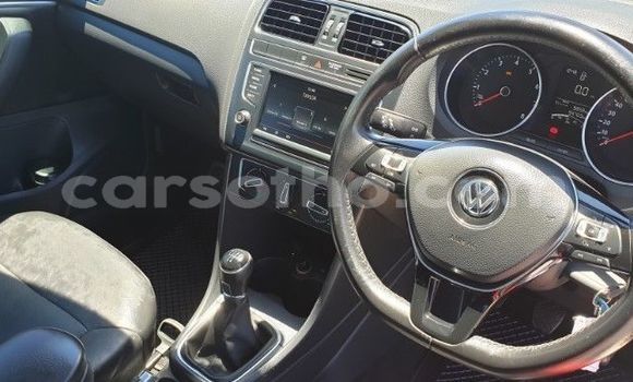Sayi Na hannu Volkswagen Polo Red Mota in Butha–Buthe a Thaba-Tseka Sayi Na hannu Volkswagen Polo Red Mota in Butha–Buthe a Thaba-Tseka