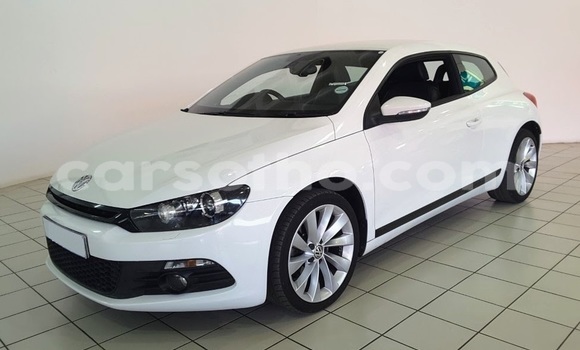 Sayi Na hannu Volkswagen Scirocco White Mota in Maseru a Maseru Sayi Na hannu Volkswagen Scirocco White Mota in Maseru a Maseru