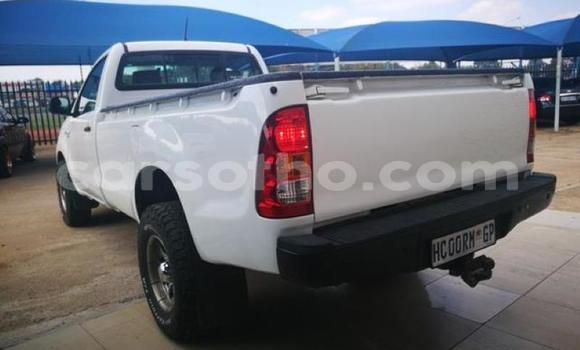 Acheter Occasion Voiture Toyota Hilux Blanc à Maseru, Maseru Acheter Occasion Voiture Toyota Hilux Blanc à Maseru, Maseru