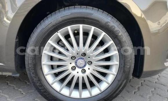 اشتري مستعمل Mercedes-Benz Vito Brown سيارة في Maseru في Maseru اشتري مستعمل Mercedes-Benz Vito Brown سيارة في Maseru في Maseru