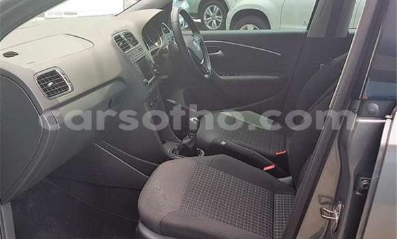 اشتري مستعمل Volkswagen Polo Black سيارة في Maseru في Maseru اشتري مستعمل Volkswagen Polo Black سيارة في Maseru في Maseru