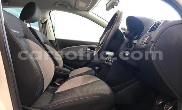 Acheter Occasion Voiture Volkswagen Polo Blanc à Maseru, Maseru Acheter Occasion Voiture Volkswagen Polo Blanc à Maseru, Maseru