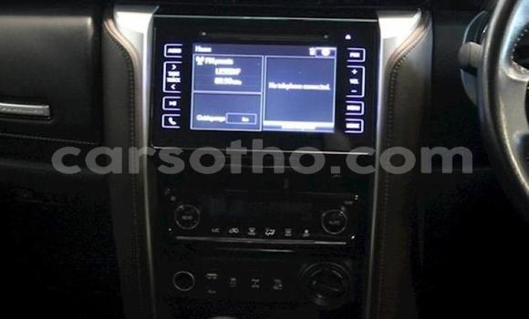 Acheter Occasion Voiture Toyota Fortuner Beige à Maseru, Maseru Acheter Occasion Voiture Toyota Fortuner Beige à Maseru, Maseru