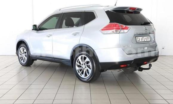 Acheter Occasion Voiture Nissan X–Trail Blanc à Maseru, Maseru Acheter Occasion Voiture Nissan X–Trail Blanc à Maseru, Maseru
