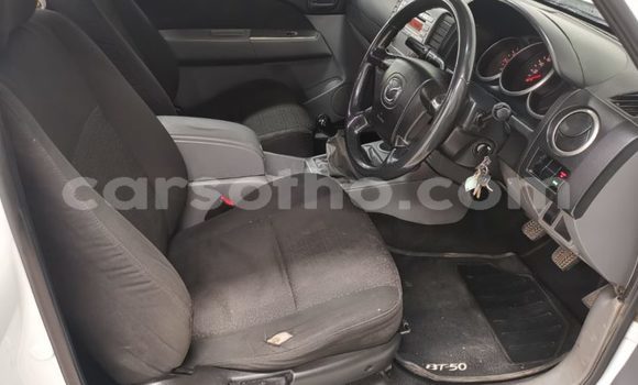 Acheter Occasion Voiture Mazda BT-50 Blanc à Butha Buthe, Butha-Buthe Acheter Occasion Voiture Mazda BT-50 Blanc à Butha Buthe, Butha-Buthe