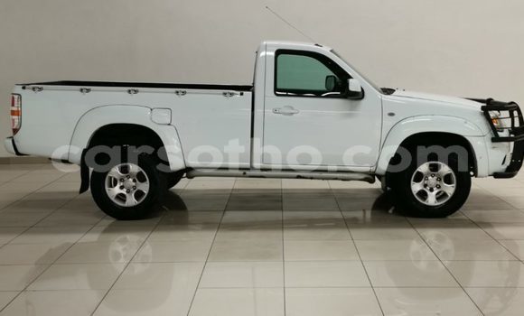 Acheter Occasion Voiture Mazda BT-50 Blanc à Butha Buthe, Butha-Buthe Acheter Occasion Voiture Mazda BT-50 Blanc à Butha Buthe, Butha-Buthe