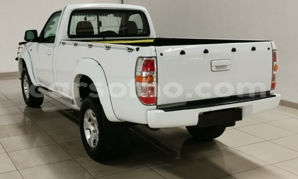 Acheter Occasion Voiture Mazda BT-50 Blanc à Butha Buthe, Butha-Buthe Acheter Occasion Voiture Mazda BT-50 Blanc à Butha Buthe, Butha-Buthe