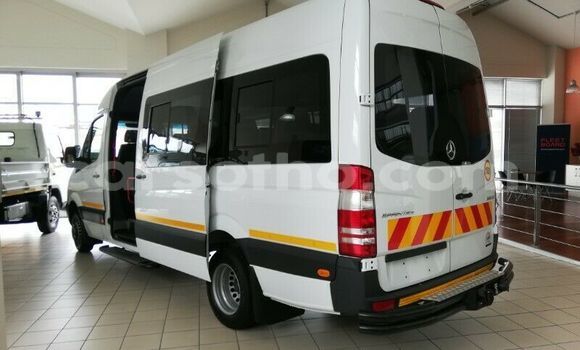 Acheter Occasion Voiture Mercedes-Benz S–Class Blanc à Maseru, Maseru Acheter Occasion Voiture Mercedes-Benz S–Class Blanc à Maseru, Maseru