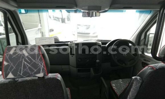 Acheter Occasion Voiture Mercedes-Benz S–Class Blanc à Maseru, Maseru Acheter Occasion Voiture Mercedes-Benz S–Class Blanc à Maseru, Maseru