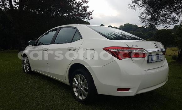 Acheter Occasion Voiture Toyota Corolla Blanc à Maseru, Maseru Acheter Occasion Voiture Toyota Corolla Blanc à Maseru, Maseru