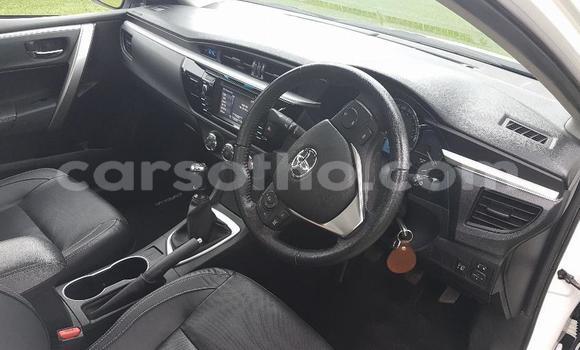 Acheter Occasion Voiture Toyota Corolla Blanc à Maseru, Maseru Acheter Occasion Voiture Toyota Corolla Blanc à Maseru, Maseru