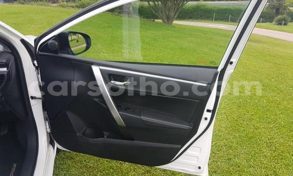 Acheter Occasion Voiture Toyota Corolla Blanc à Maseru, Maseru Acheter Occasion Voiture Toyota Corolla Blanc à Maseru, Maseru