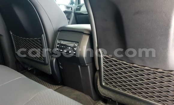 اشتري مستعمل Toyota Prado White سيارة في Mohale's Hoek في Mohale's Hoek اشتري مستعمل Toyota Prado White سيارة في Mohale's Hoek في Mohale's Hoek