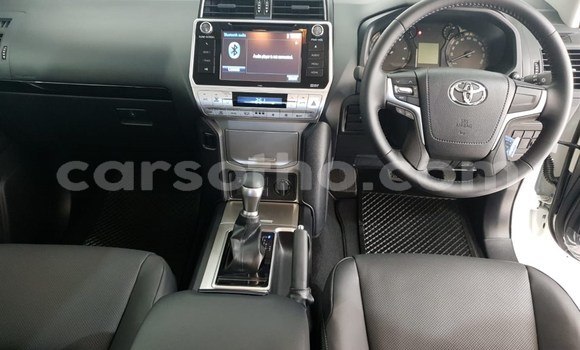 اشتري مستعمل Toyota Prado White سيارة في Mohale's Hoek في Mohale's Hoek اشتري مستعمل Toyota Prado White سيارة في Mohale's Hoek في Mohale's Hoek