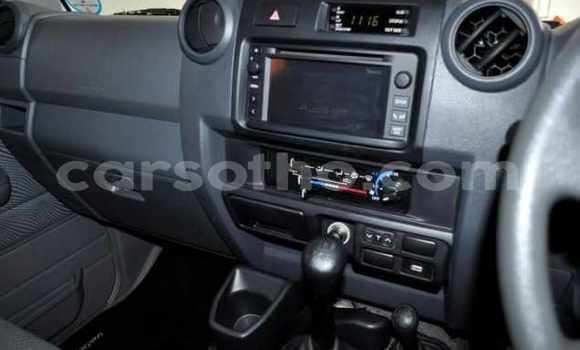 اشتري مستعمل Toyota Prado White سيارة في Mohale's Hoek في Mohale's Hoek اشتري مستعمل Toyota Prado White سيارة في Mohale's Hoek في Mohale's Hoek