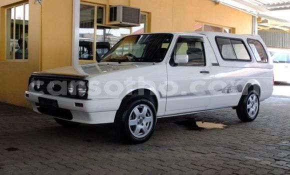 Buy Used Volkswagen Caddy White Car in Maseru in Maseru Buy Used Volkswagen Caddy White Car in Maseru in Maseru