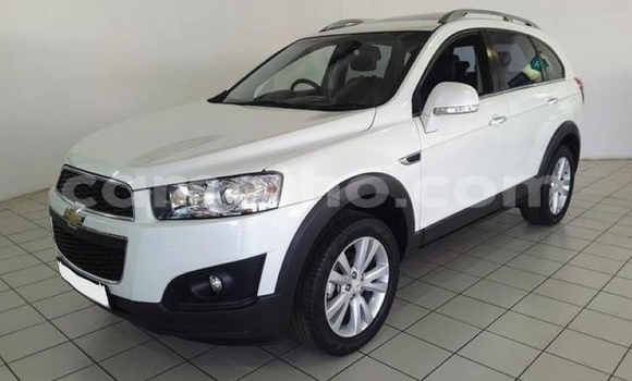 Acheter Occasion Voiture Chevrolet Captiva Blanc à Hlotse, Leribe Acheter Occasion Voiture Chevrolet Captiva Blanc à Hlotse, Leribe