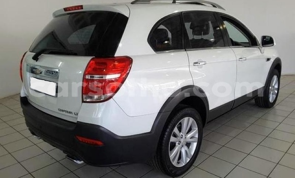 Acheter Occasion Voiture Chevrolet Captiva Blanc à Hlotse, Leribe Acheter Occasion Voiture Chevrolet Captiva Blanc à Hlotse, Leribe