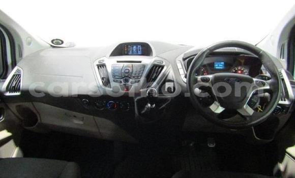 Sayi Na hannu Ford Tourneo Custom White Mota in Hlotse a Leribe Sayi Na hannu Ford Tourneo Custom White Mota in Hlotse a Leribe