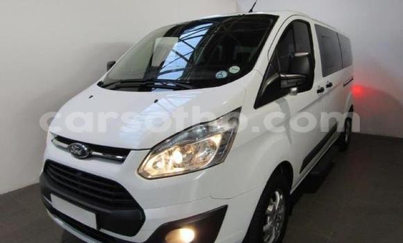 Sayi Na hannu Ford Tourneo Custom White Mota in Hlotse a Leribe Sayi Na hannu Ford Tourneo Custom White Mota in Hlotse a Leribe