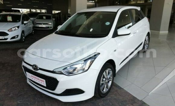 Acheter Occasion Voiture Hyundai i20 Blanc à Butha–Buthe, Thaba-Tseka Acheter Occasion Voiture Hyundai i20 Blanc à Butha–Buthe, Thaba-Tseka