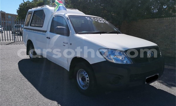 Acheter Occasion Voiture Toyota Hilux Blanc à Butha–Buthe, Thaba-Tseka Acheter Occasion Voiture Toyota Hilux Blanc à Butha–Buthe, Thaba-Tseka