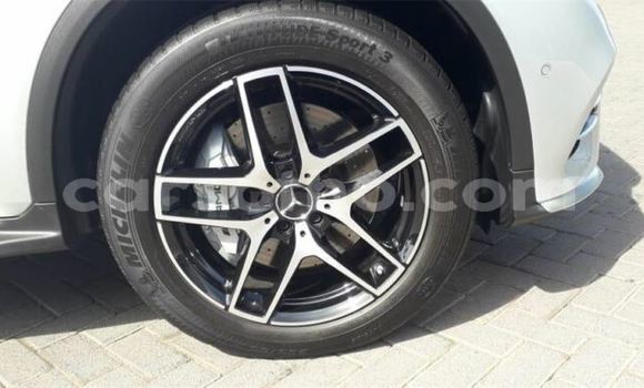 Acheter Occasion Voiture Mercedes-Benz AMG GLC Gris à Butha–Buthe, Thaba-Tseka Acheter Occasion Voiture Mercedes-Benz AMG GLC Gris à Butha–Buthe, Thaba-Tseka