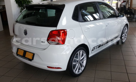 Sayi Na hannu Volkswagen Polo White Mota in Thaba–Tseka a Mafeteng Sayi Na hannu Volkswagen Polo White Mota in Thaba–Tseka a Mafeteng