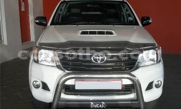 Acheter Occasion Voiture Toyota Hilux Blanc à Maseru, Maseru Acheter Occasion Voiture Toyota Hilux Blanc à Maseru, Maseru